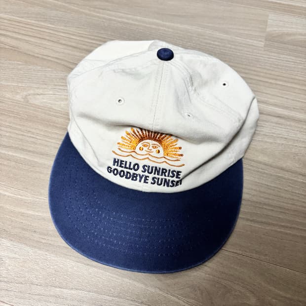 헬로선라이즈 볼캡