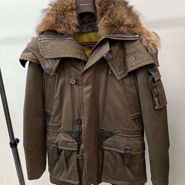 105) 디스퀘어드 컬렉션 야상 헤비다운 