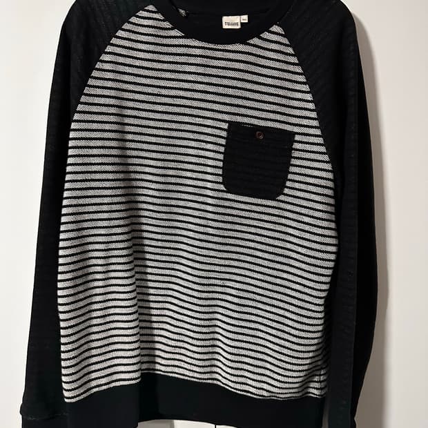 폴햄 스트라이프 니트