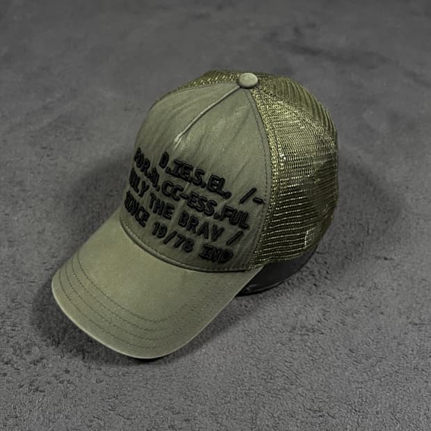 디젤 레터링 매쉬 볼캡