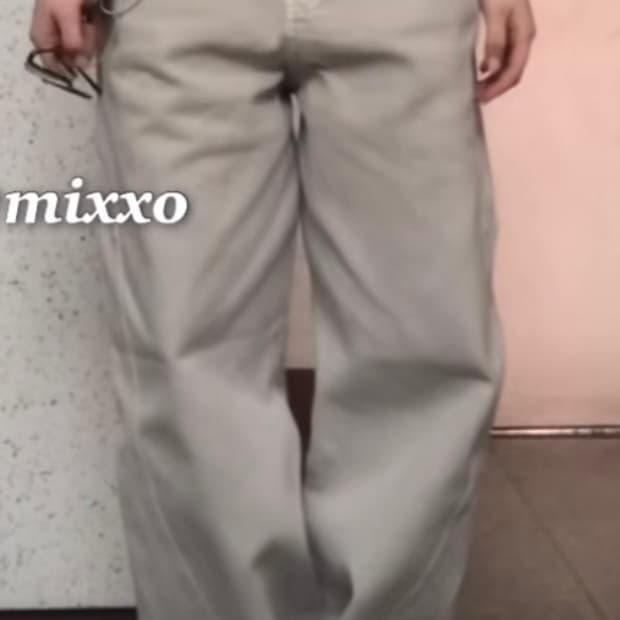 미쏘 커브드 데님 라이트 그레이