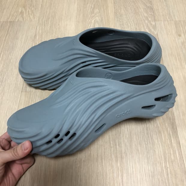 (280) 크록스 crocs 에코 웨이브 슬라이드 폰드 샌들