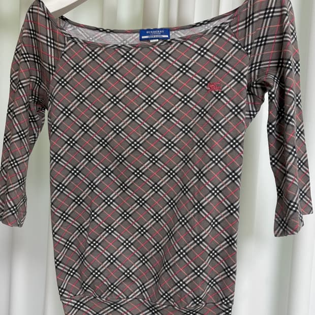 버버리 블루라벨 탑