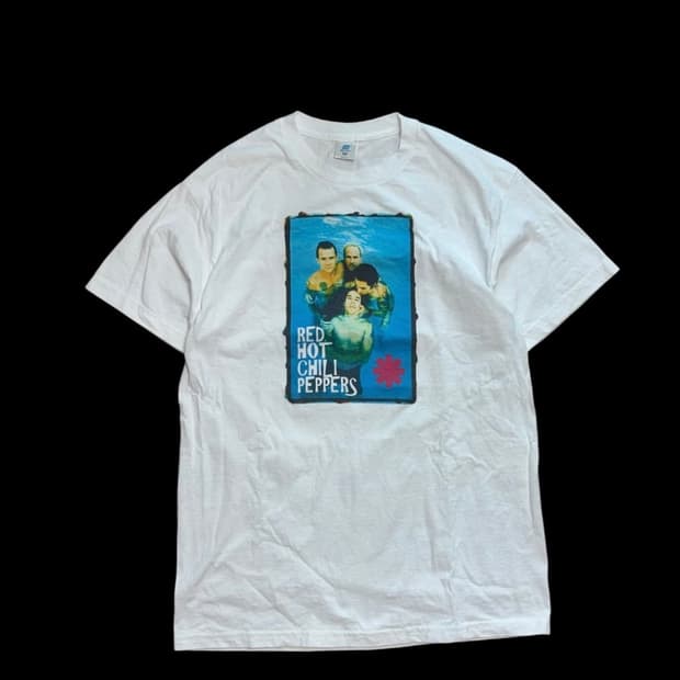 90’s vintage red hot chilli peppers