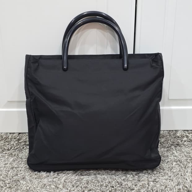 프라다 포코노 나일론 삼각로고 토트백