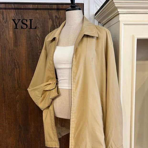 입생로랑 바람막이 베이지