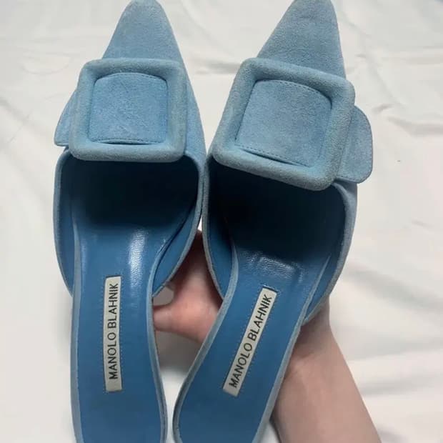 마놀로블라닉 메이세일 뮬 스카이블루 5cm