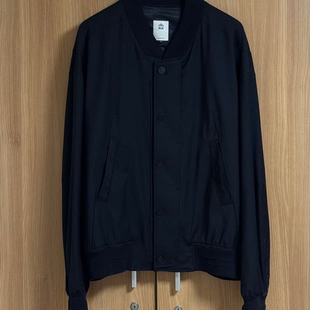 4 - 폴리테루 울 바시티 봄버 다크네이비