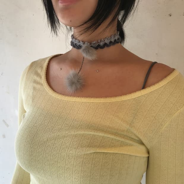 pompom choker