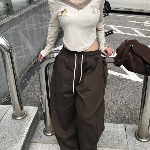 클라우드이모션 홀터 레이어탑 트레이닝 팬츠 세트