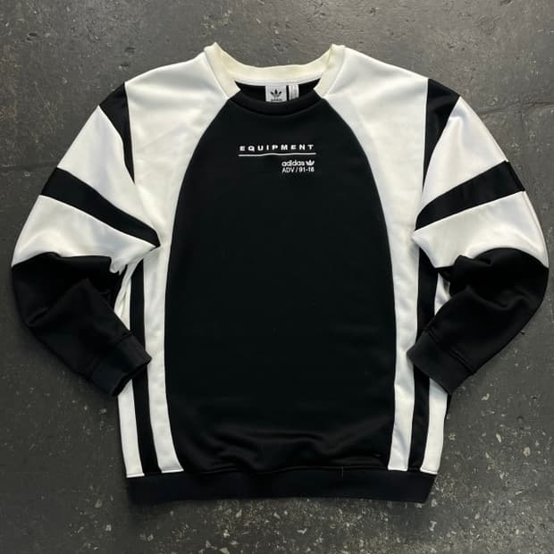 100 아디다스 이큅먼트 맨투맨 