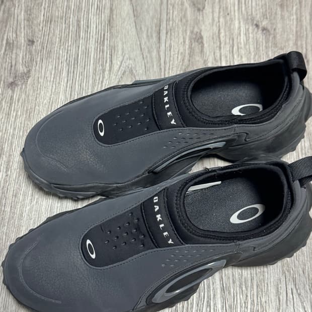 Oakley Edge Icon Blackout 270