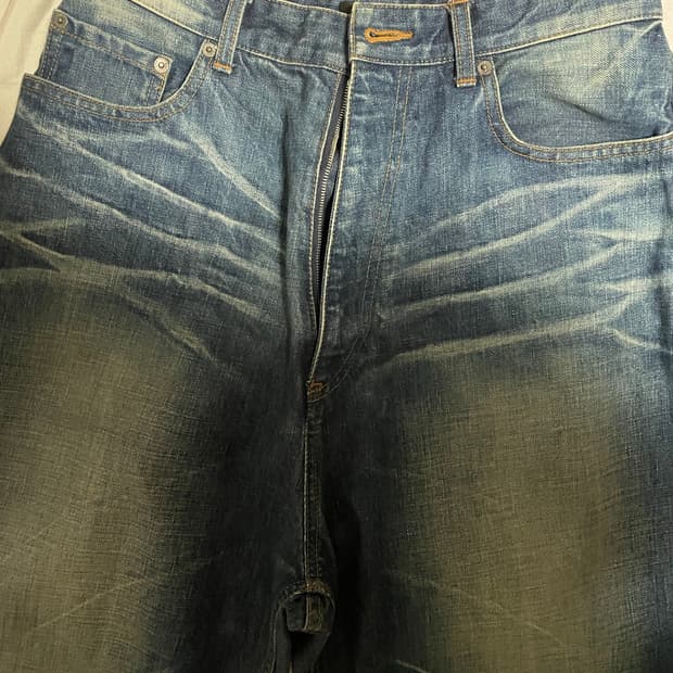 S) 발렌시아가 캣워싱 사각포켓 중청 데님 