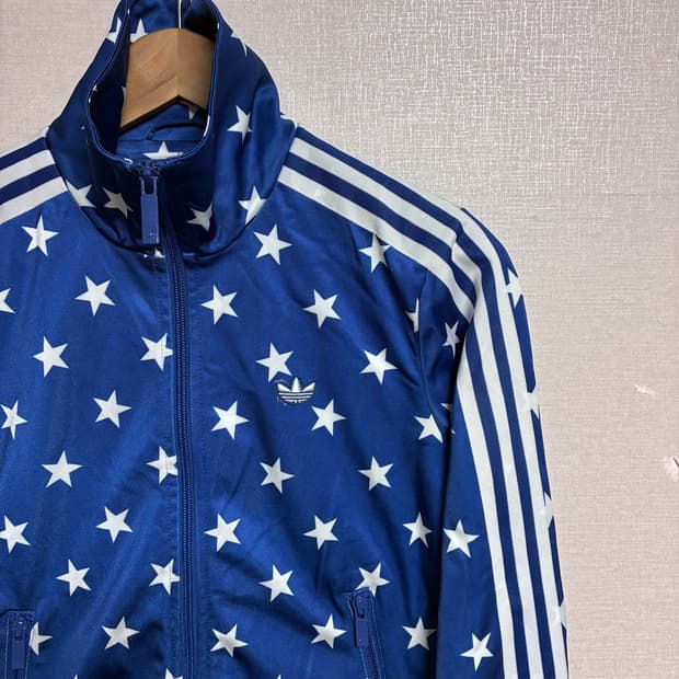 빈티지 아디다스 S GRAPHIC TT 한정판 져지 XS