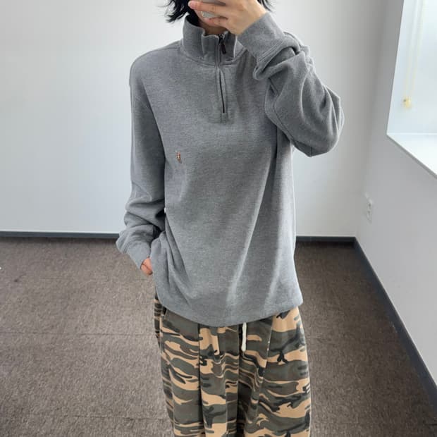 Polo 폴로 멀티포니 그레이 하이넥 반집업 니트