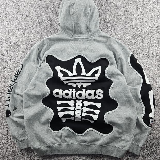 칼하트 X 아디다스 아플리케 커스텀 후드 티셔츠 ( XL )/ 10990