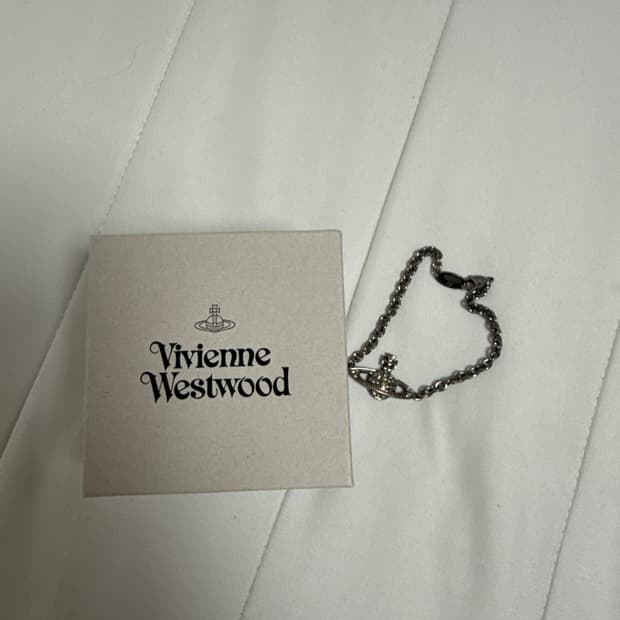 비비안웨스트우드 팔찌