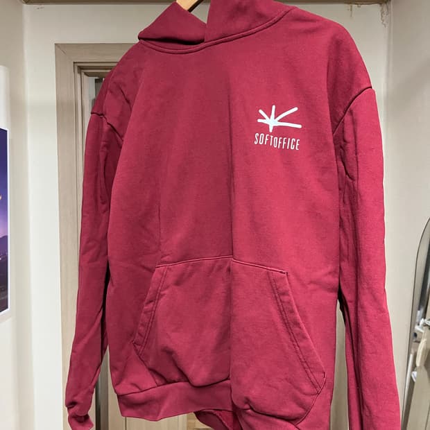 소프트 오피스 버건디 후드티