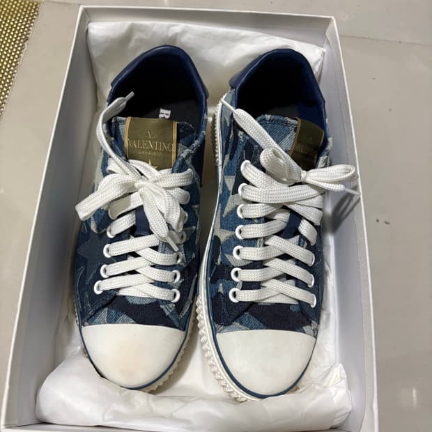발렌티노 희귀 스타 스니커즈 230 y2k