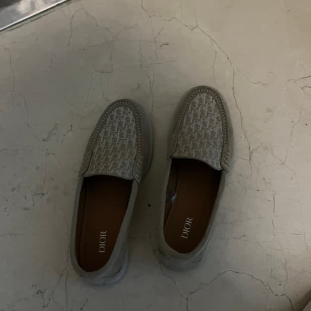 디올 스웨이드 로퍼