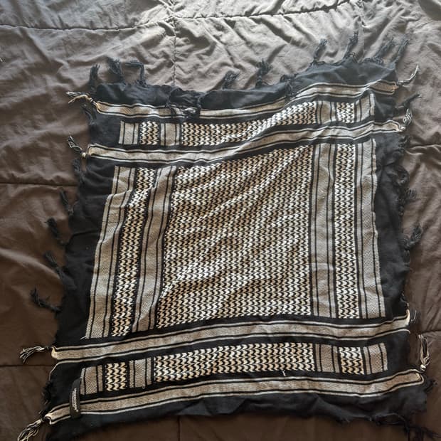 언더커버 스카프 블랙