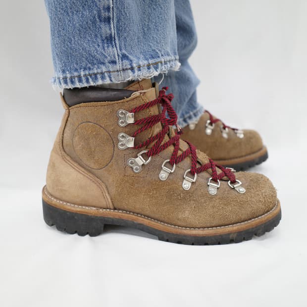 8-90‘s 바스큐 스웨이드 하이킹 부츠