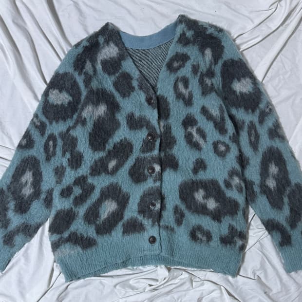 Rose bud 레오파드 모헤어 니트 가디건
