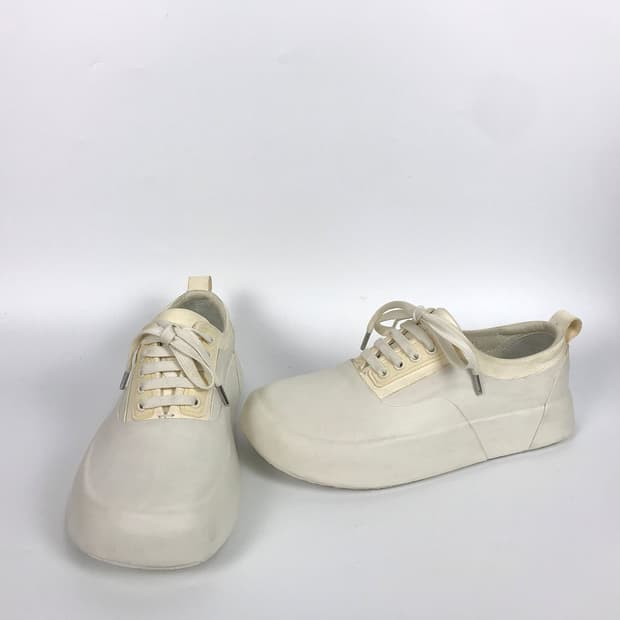 앰부쉬 하이브리드 신발 스니커즈 남성41 (260)