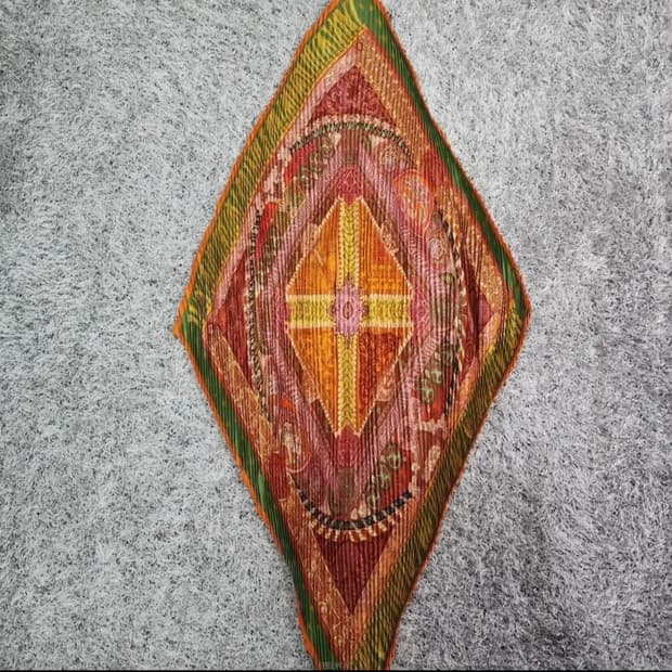 에르메스 플리츠 실크스카프