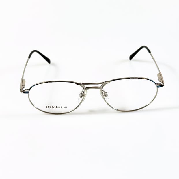 90s 독일제 TITAN LINE 티타늄 실버 오벌 메탈 빈티지 안경