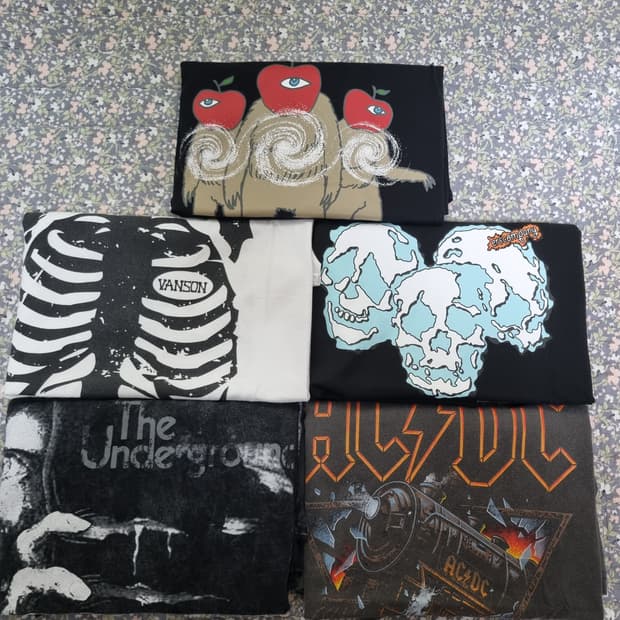 반팔티 5장 일괄판매 합니다