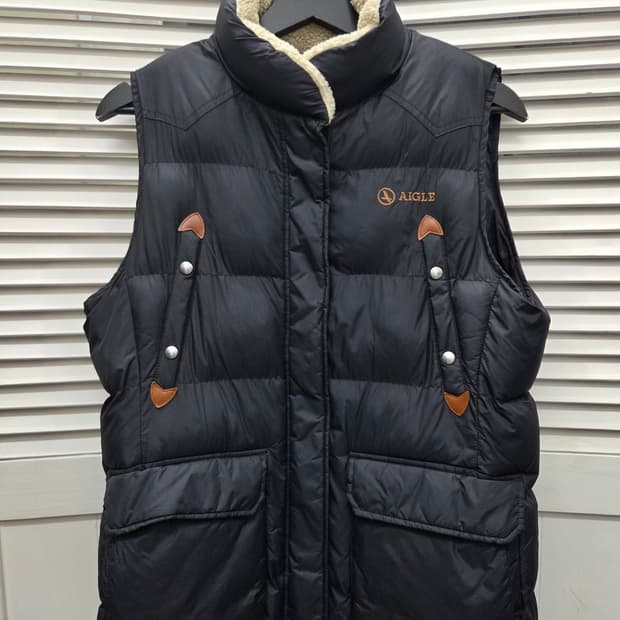 에이글 패딩 베스트