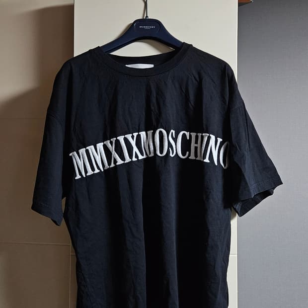 모스키노 반팔티셔츠