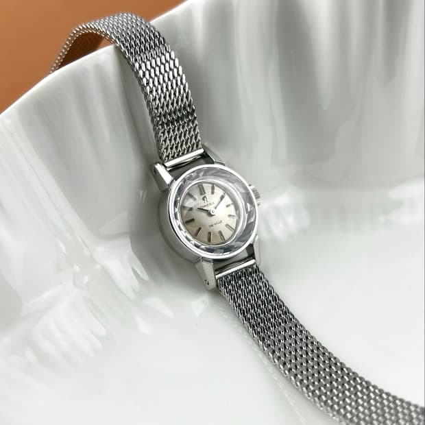 OMEGA Lady mini round steel watch