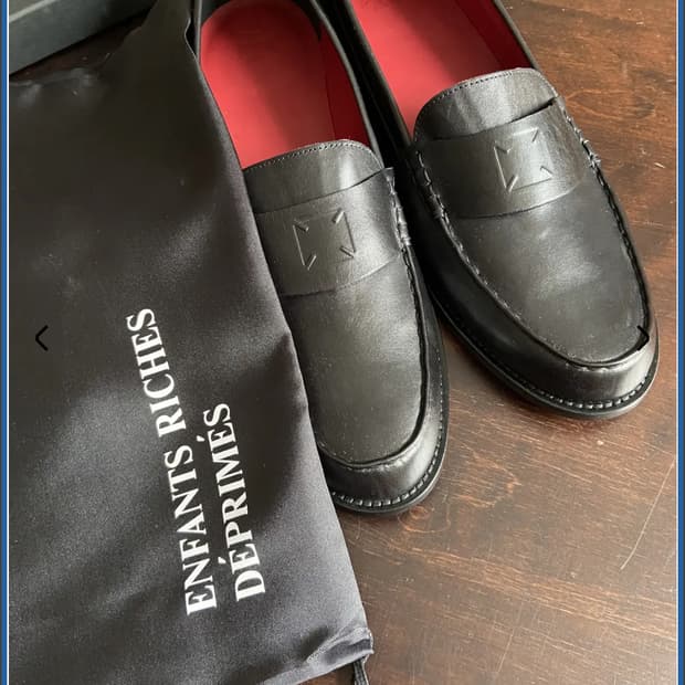 앙팡리쉬 데프리메 erd 블랙 로퍼 구매합니다