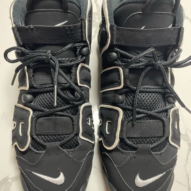 [280] 나이키 업템포 검흰