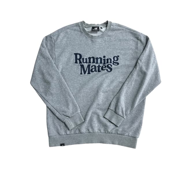 뉴발란스 맨투맨