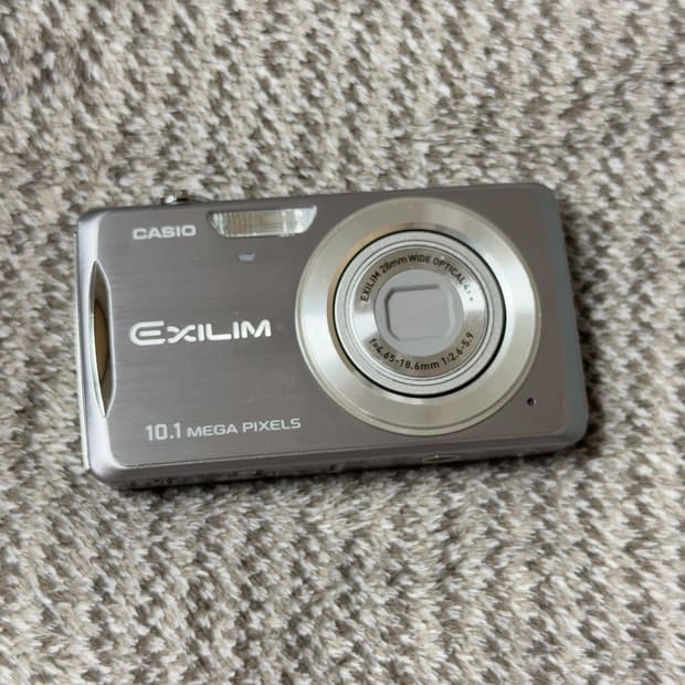 카시오 엑슬림 ex-z270 디카 그레이