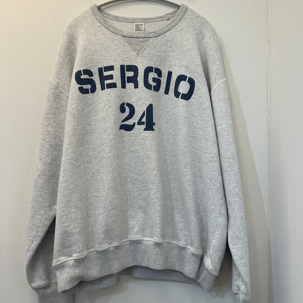 M) 토마스 모어 라이트 그레이 프린팅 맨투맨 티셔츠