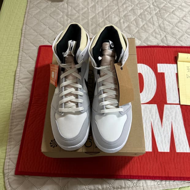 조던 1 ajko 흰검 300 사이즈