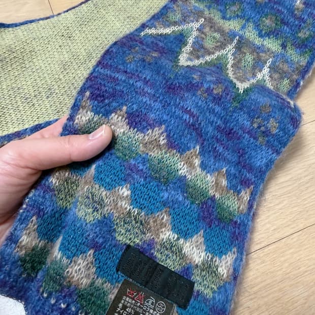 안나수이 목도리