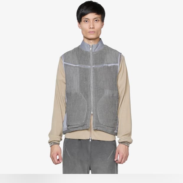 Xlim ep5 01 vest gray