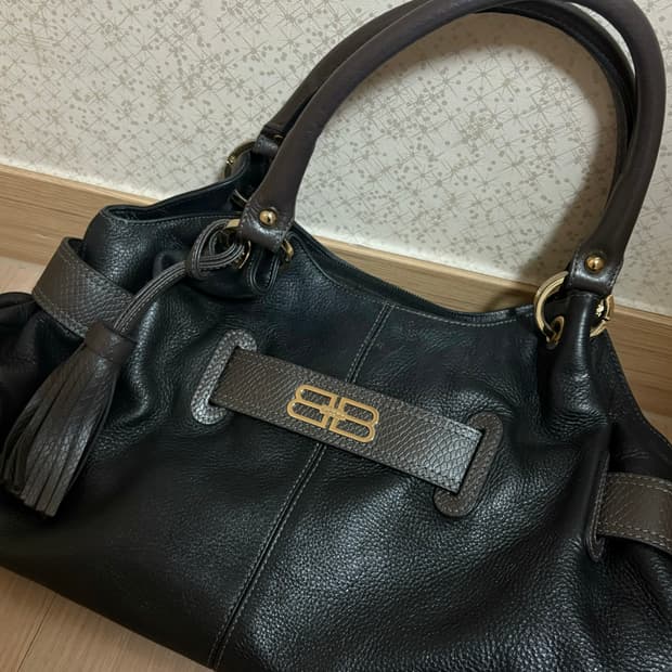 발렌시아가 블랙 숄더 레더백 (y2k,정품)