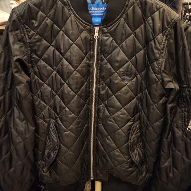 아디다스 퀼팅 봄버 자켓