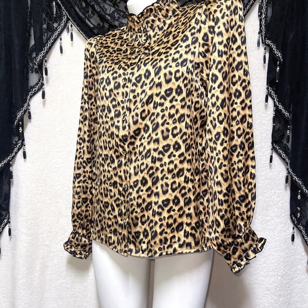 오네갸루 레오파드 호피 애니멀패턴 프릴블라우스 히메 핀터 시부야 헤이세이