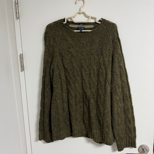 아르마니 모헤어니트 