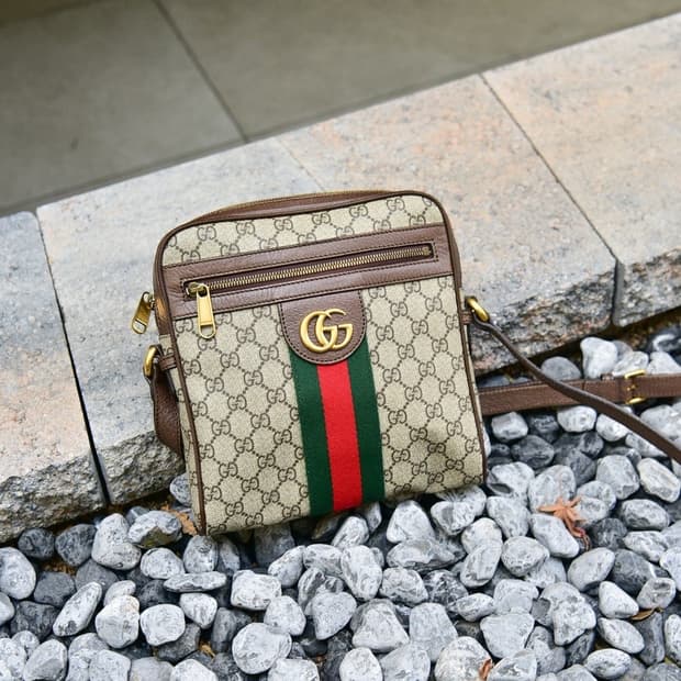 구찌 오피디아 GG 스몰 메신저백(정품)