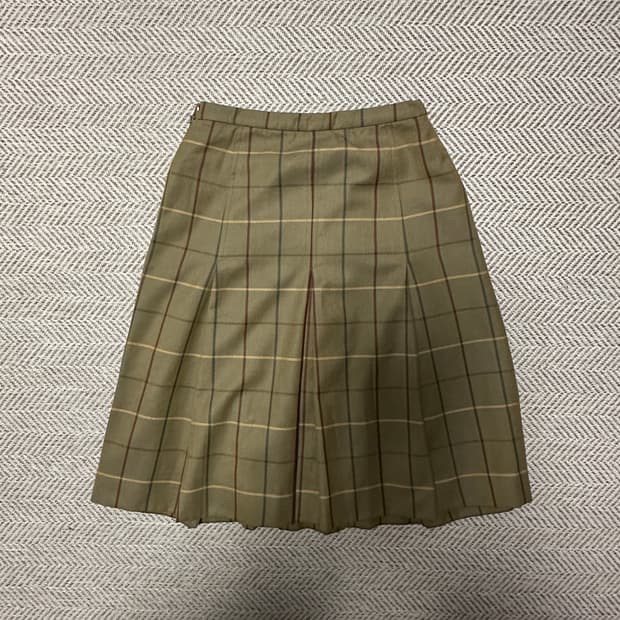 BURBERRYS england made skirt