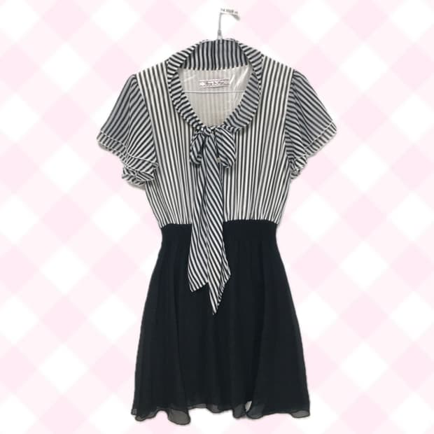 투웬티원 스테이지 Twenty One Stage 리본 쉬폰 원피스