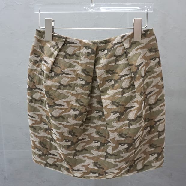 Doux Archives 카모플라주 스커트